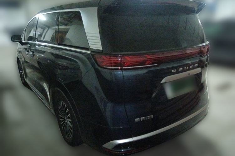 Used Denza D9 2022 DM-i 970 Four-Wheel Drive Prestige Model Rear Left 45 Deg