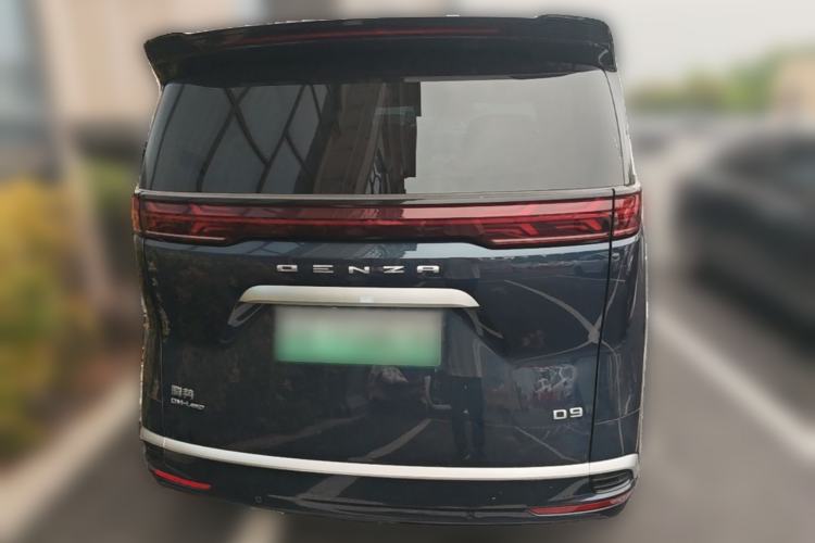 Used Denza D9 2022 DM-i 970 Four-Wheel Drive Flagship Model Rear