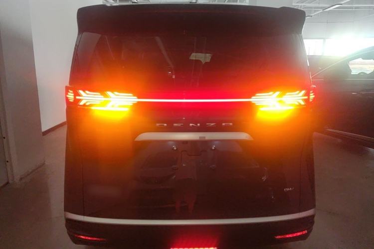 Used Denza D9 2022 DM-i 1040 Prestige Model Rear