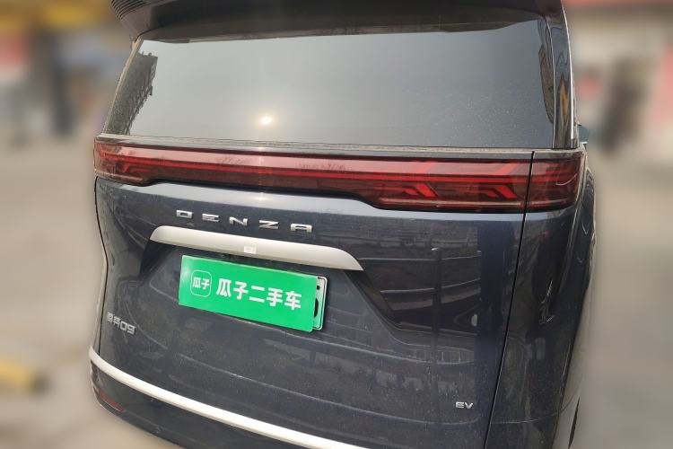 Used Denza D9 2022 EV 620 Prestige Model Rear