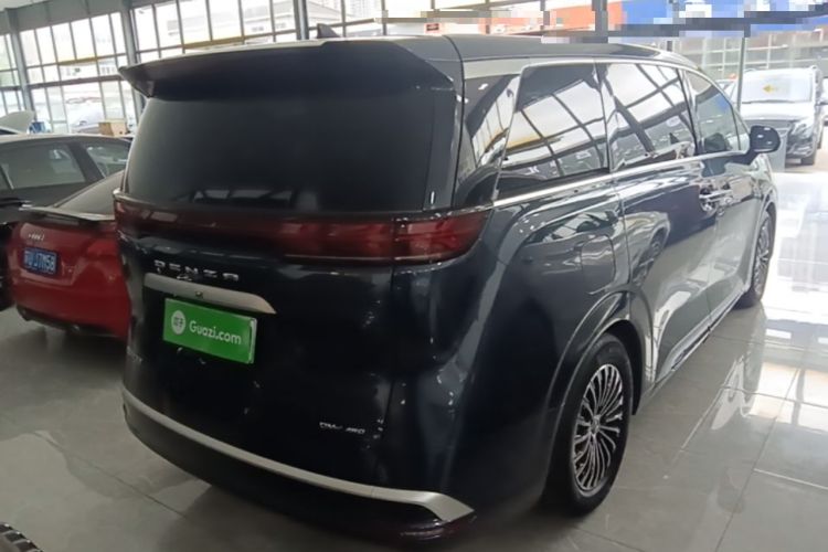 Used Denza D9 2022 DM-i 970 Four-Wheel Drive Prestige Model Rear Right 45 Deg