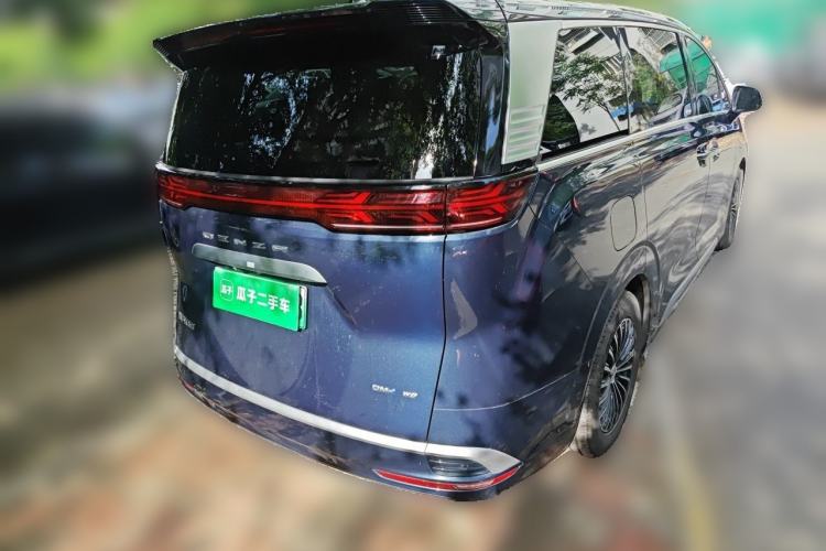 Used Denza D9 2022 DM-i 970 Four-Wheel Drive Flagship Model Rear Right 45 Deg
