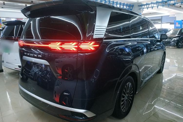 Used Denza D9 2022 DM-i 1040 Prestige Model Rear Right 45 Deg