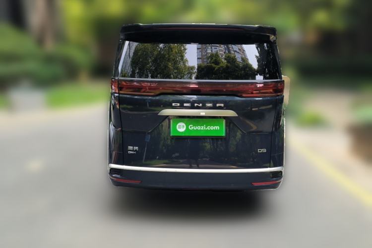 Used Denza D9 2022 DM-i 1040 Prestige Model Rear