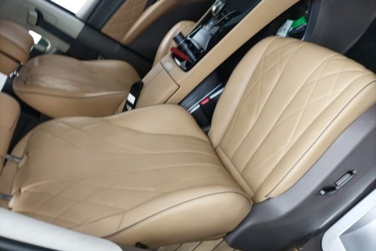 Used Denza D9 2022 DM-i 970 Four-Wheel Drive Flagship Model Right Front Seat