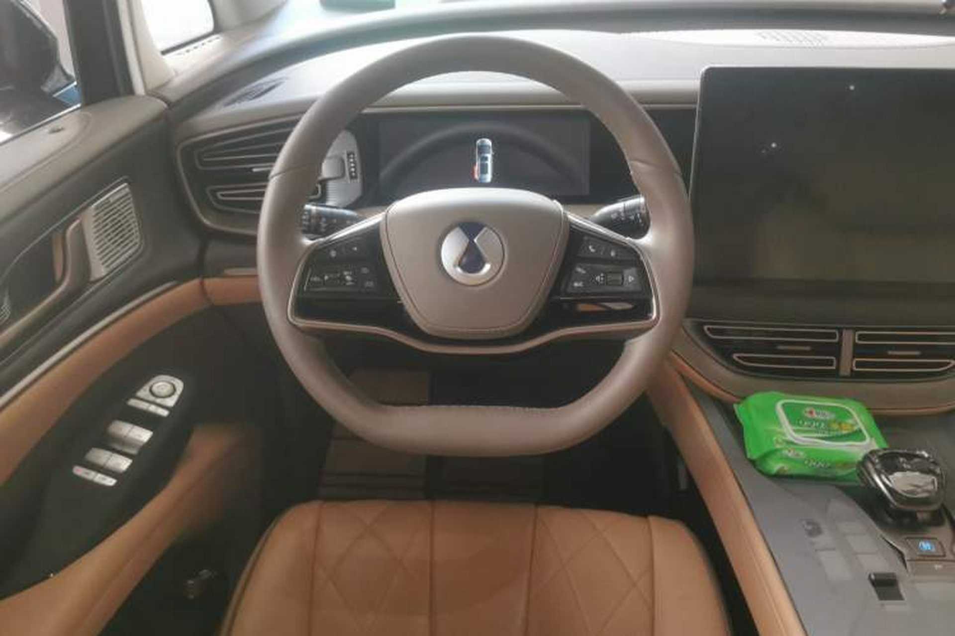 Used Denza D9 2022 DM-i 970 Four-Wheel Drive Prestige Model Steering Wheel
