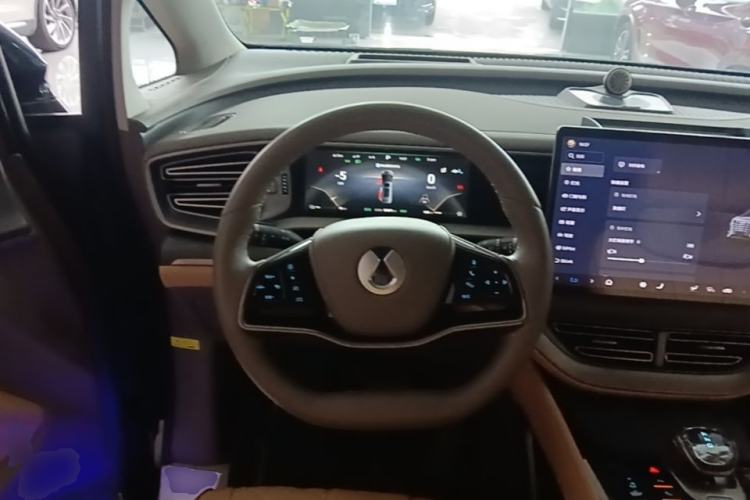 Used Denza D9 2022 DM-i 970 Four-Wheel Drive Prestige Model Steering Wheel