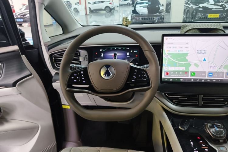 Used Denza D9 2022 DM-i 970 Four-Wheel Drive Prestige Model Steering Wheel