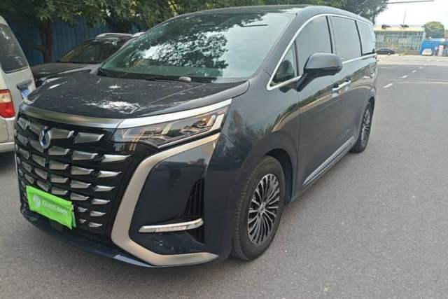 Used Denza D9 2022 DM-i 970 Four-Wheel Drive Prestige Model