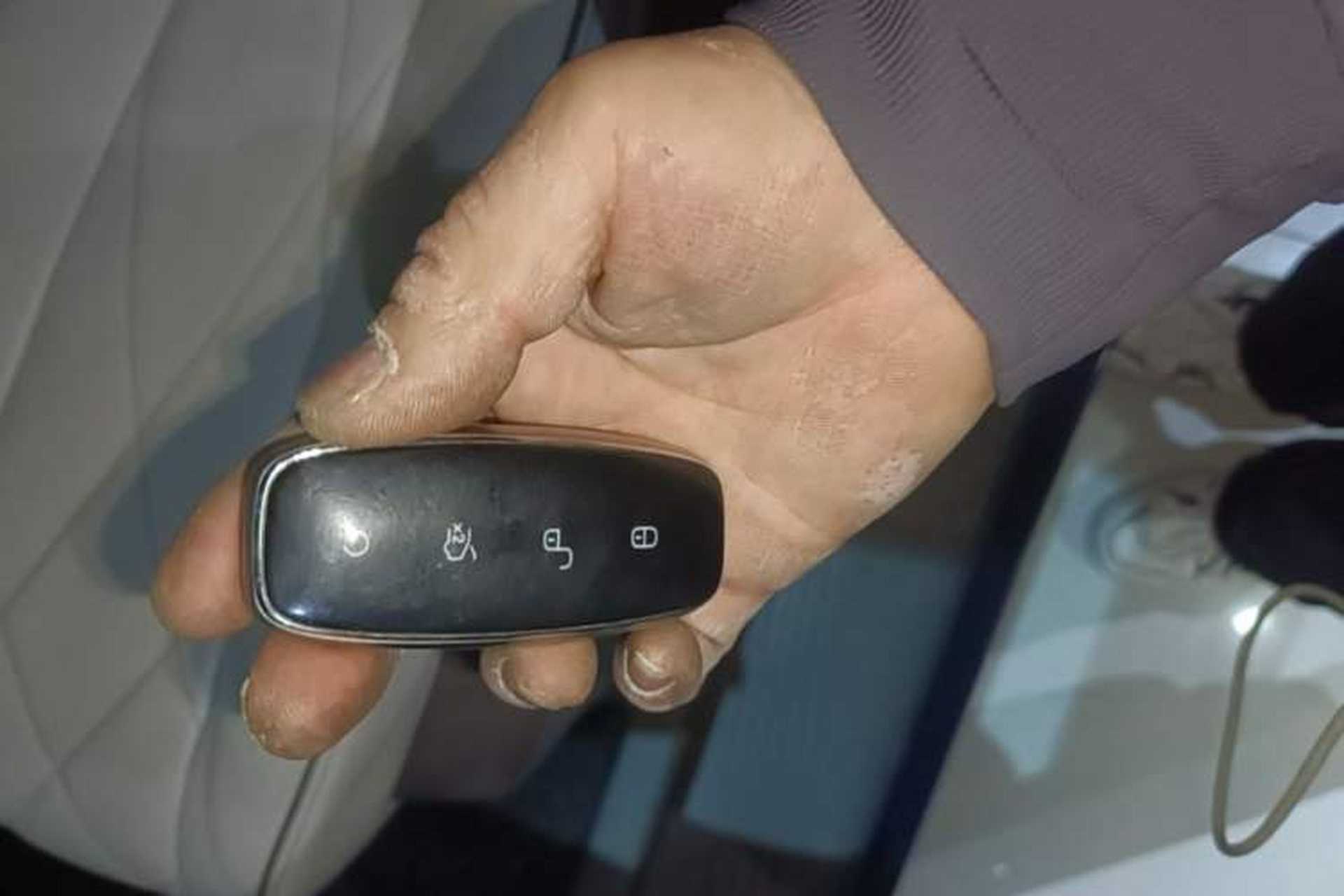 Used Denza D9 2022 DM-i 970 Four-Wheel Drive Prestige Model Vehicle Key