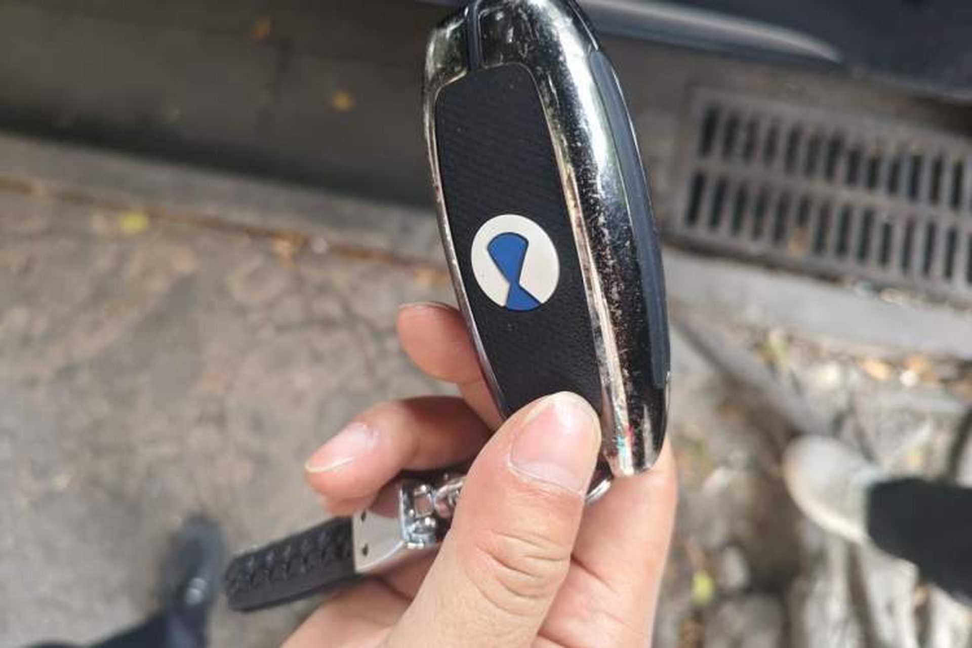 Used Denza D9 2022 DM-i 1040 Prestige Model Vehicle Key