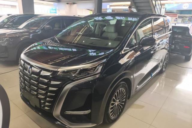 Used Denza D9 2022 DM-i 970 Four-Wheel Drive Flagship Model