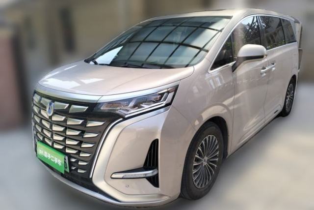 Used Denza D9 2022 DM-i 970 Four-Wheel Drive Flagship Model