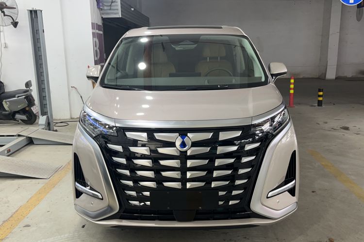 Used Denza D9 2022 DM-i 970 Four-Wheel Drive Prestige Model Exterior 1