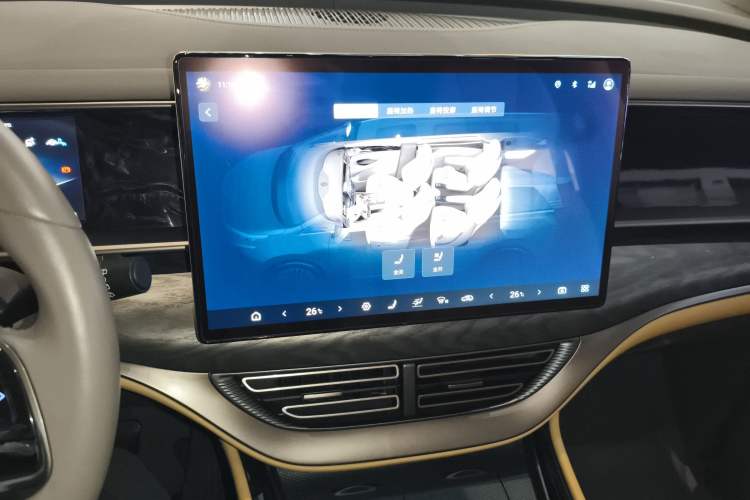 Used Denza D9 2022 DM-i 1040 Prestige Model Audio And AC Panel