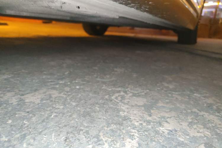 Used Denza D9 2022 DM-i 970 Four-Wheel Drive Flagship Model Chassis Front Left
