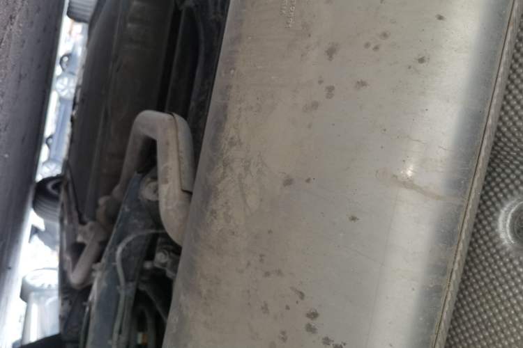 Used Denza D9 2022 DM-i 1040 Prestige Model Chassis Rear