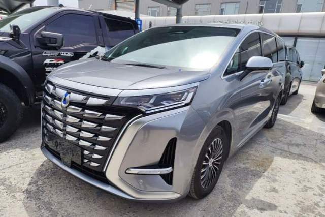 Used Denza D9 2022 DM-i 970 Four-Wheel Drive Flagship Model