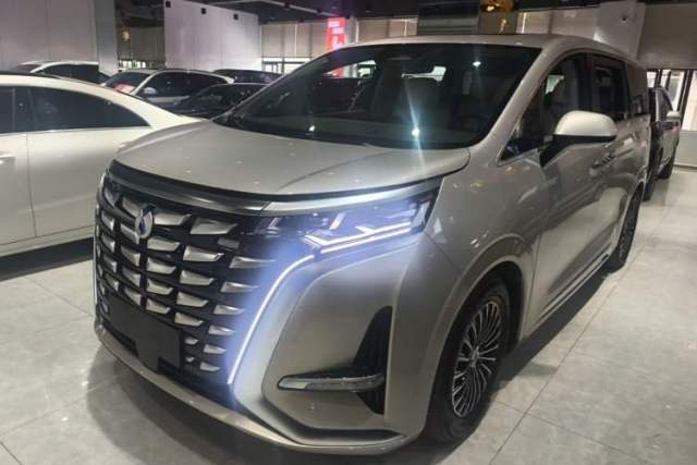 Denza D9 2022 DM-i 970 Four-Wheel Drive Flagship Model usado