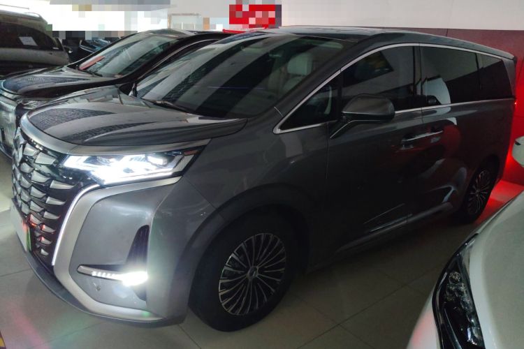 Used Denza D9 2022 DM-i 970 Four-Wheel Drive Flagship Model Exterior 3