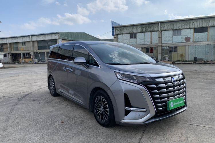 Used Denza D9 2022 DM-i 970 Four-Wheel Drive Flagship Model Exterior 5
