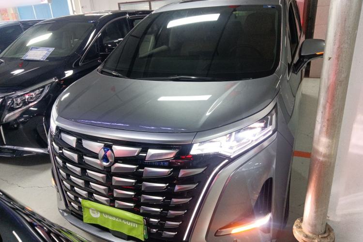 Used Denza D9 2022 DM-i 970 Four-Wheel Drive Flagship Model Front