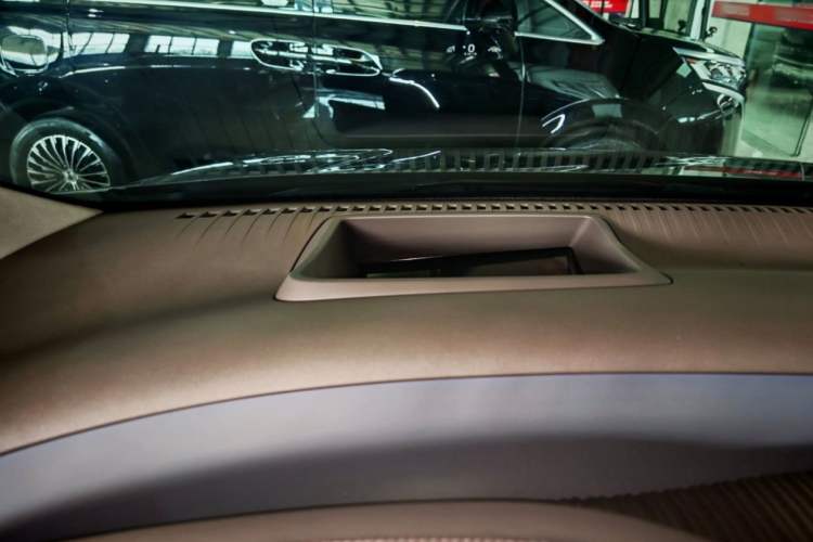 Used Denza D9 2022 DM-i 970 Four-Wheel Drive Flagship Model Interior 6