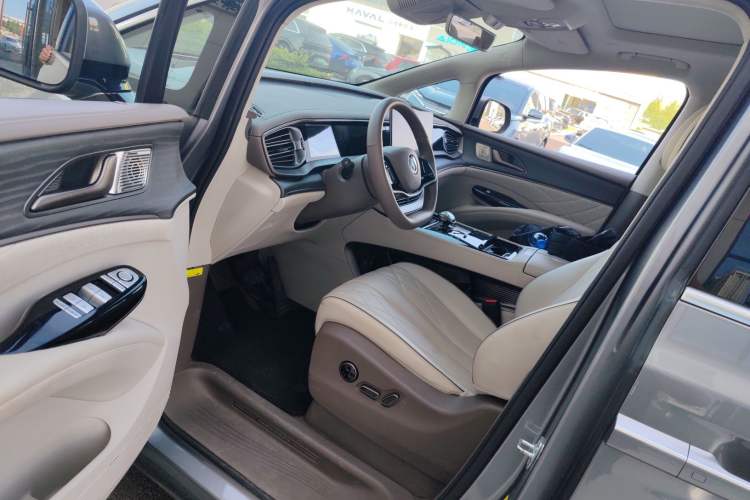 Used Denza D9 2022 DM-i 970 Four-Wheel Drive Flagship Model Left Front Seat