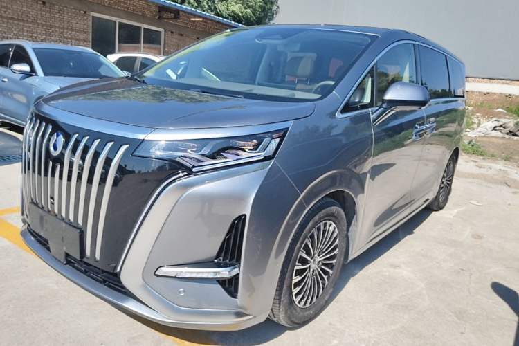 Used Denza D9 2022 EV 600 Four-Wheel Drive Flagship Model Guazi used car, China used car export, Used car for sale, Used cars, Cheapest cars for sale