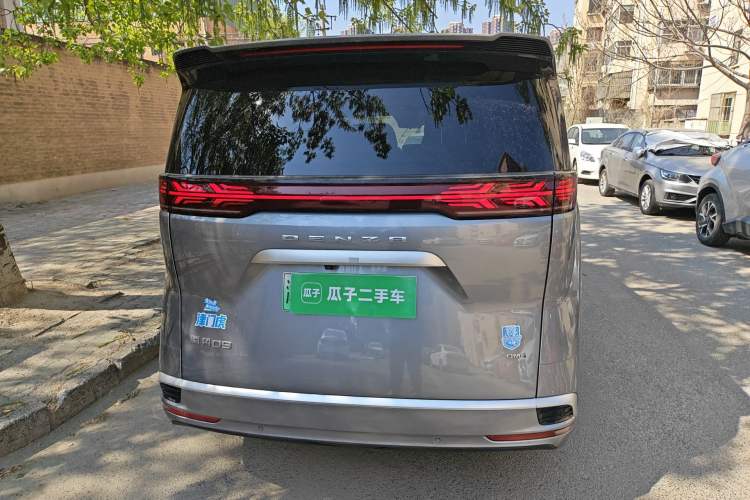 Used Denza D9 2022 DM-i 1040 Prestige Model Rear