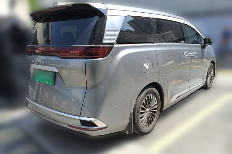 Used Denza D9 2022 DM-i 1040 Prestige Model Rear Right 45 Deg