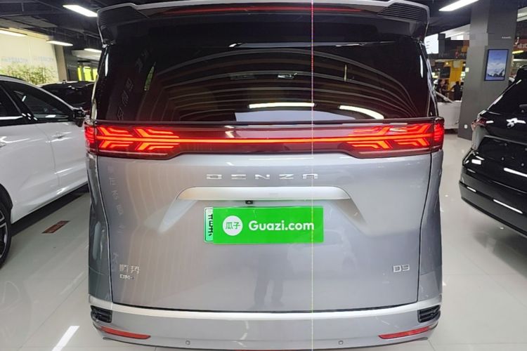 Used Denza D9 2022 DM-i 1040 Prestige Model Rear