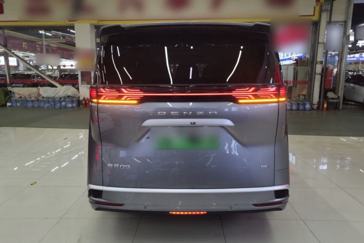 Used Denza D9 2022 DM-i 1040 Prestige Model Rear