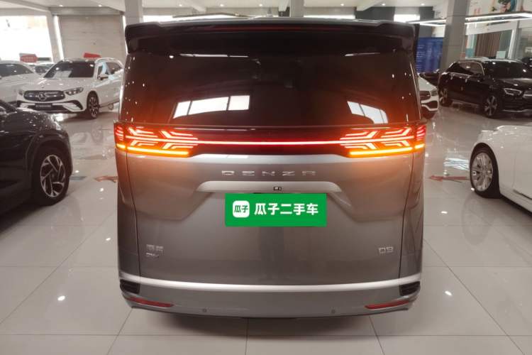 Used Denza D9 2022 DM-i 1040 Prestige Model Rear