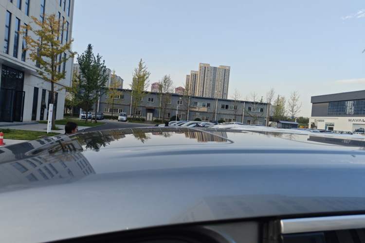 Used Denza D9 2022 DM-i 945 Luxury Model Roof