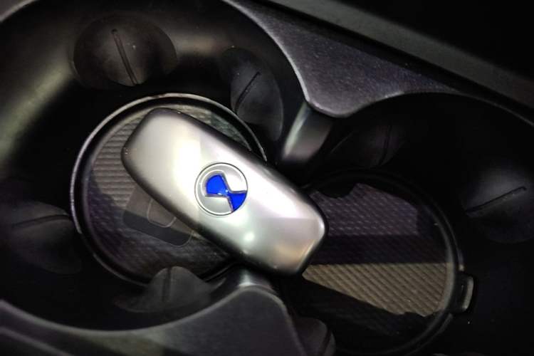 Used Denza D9 2022 DM-i 970 Four-Wheel Drive Flagship Model Vehicle Key