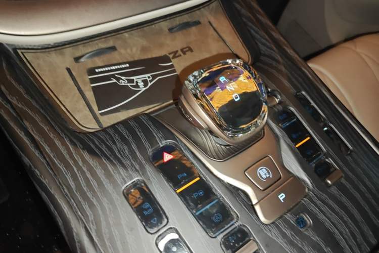 Used Denza D9 2022 DM-i 970 Four-Wheel Drive Flagship Model Vehicle Key