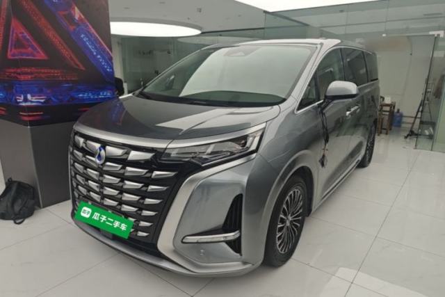 Used Denza D9 2022 DM-i 1040 Prestige Model