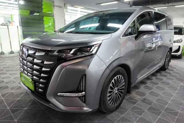 Used Denza D9 2022 DM-i 970 Four-Wheel Drive Prestige Model