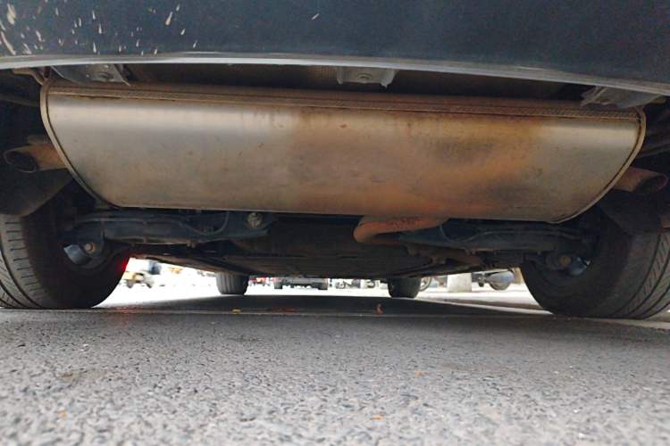 Used Denza D9 2022 DM-i 1040 Prestige Model Chassis Rear