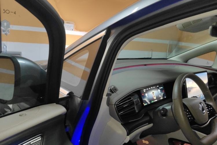 Used Denza D9 2022 DM-i 970 Four-Wheel Drive Flagship Model Driver Seat
