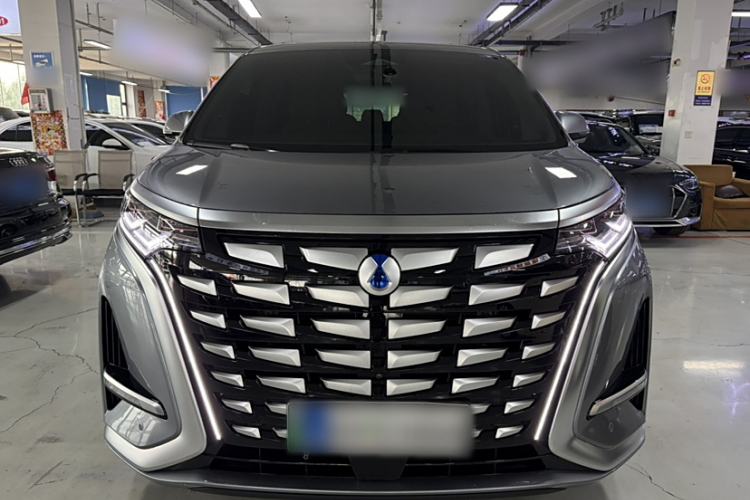 Used Denza D9 2022 DM-i 970 Four-Wheel Drive Flagship Model Exterior 1