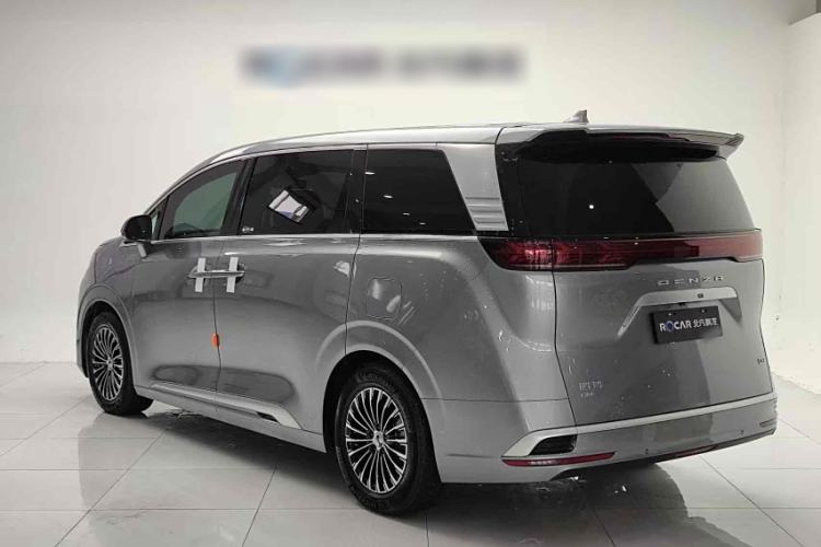 Used Denza D9 2022 DM-i 1040 Prestige Model Exterior 3
