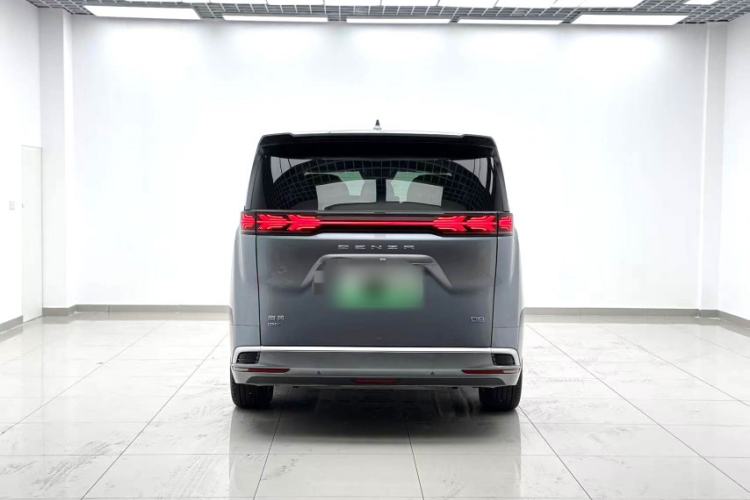 Used Denza D9 2022 DM-i 1040 Prestige Model Exterior 5