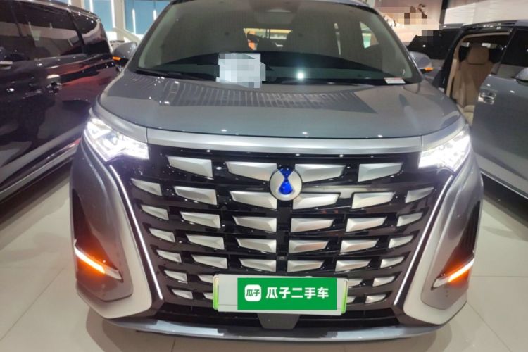 Used Denza D9 2022 DM-i 970 Four-Wheel Drive Flagship Model Front