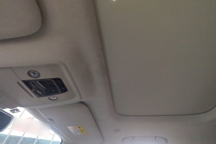 Used Denza D9 2022 DM-i 970 Four-Wheel Drive Flagship Model Headliner