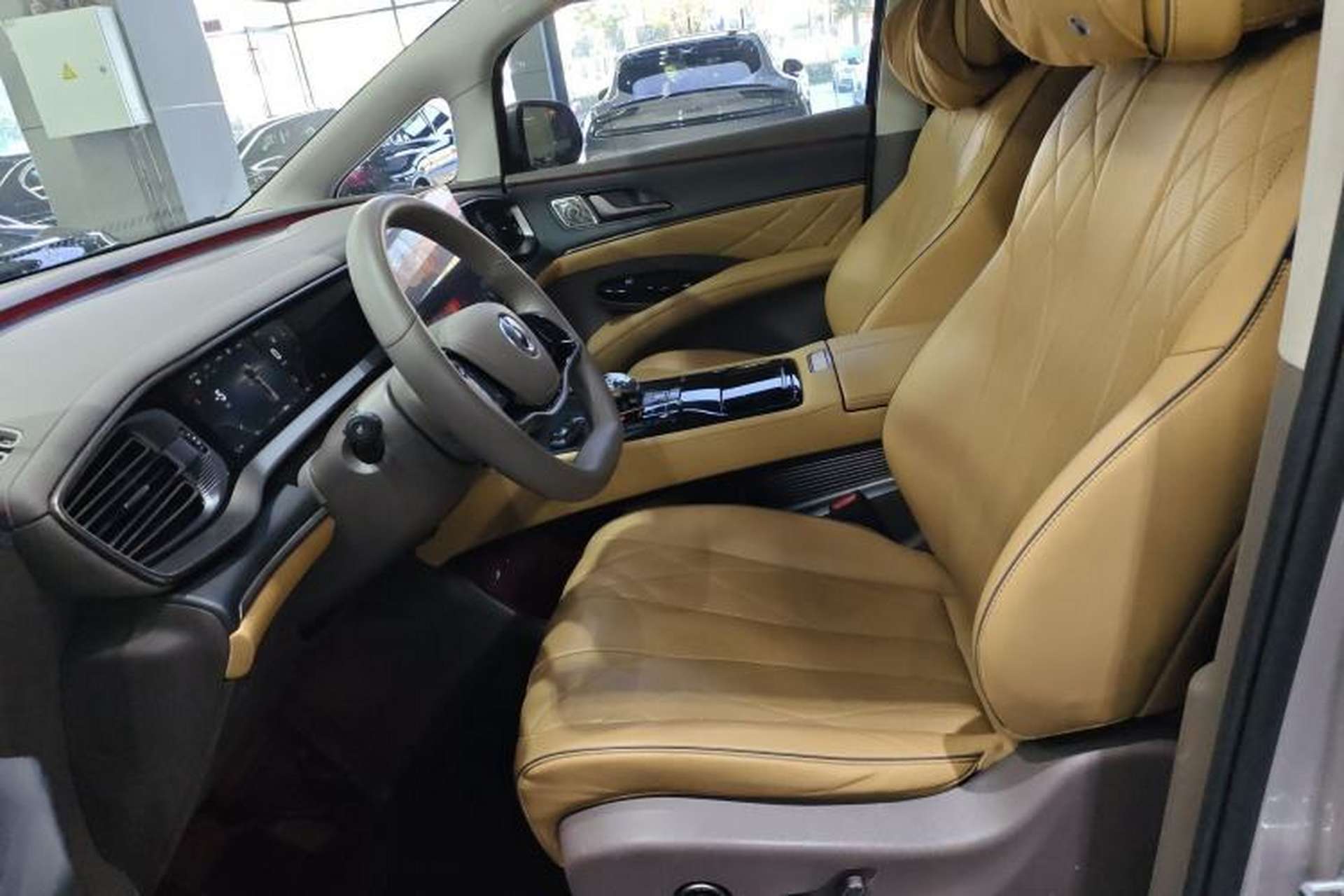 Used Denza D9 2022 DM-i 970 Four-Wheel Drive Flagship Model Left Front Seat