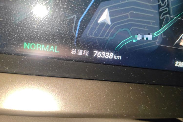 Used Denza D9 2022 DM-i 970 Four-Wheel Drive Flagship Model Odometer Close Up