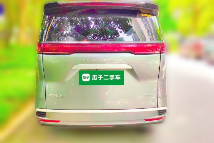 Used Denza D9 2022 DM-i 970 Four-Wheel Drive Flagship Model Rear