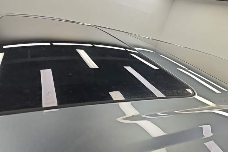 Used Denza D9 2022 DM-i 1040 Prestige Model Roof
